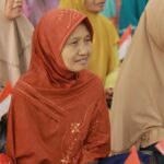 lansia ikuti pengajian