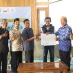Majelis Telkomsel Taqwa dan Lazismu Salurkan Bantuan Air Bersih dan Sumur Resapan di Sukoharjo dan Sragen